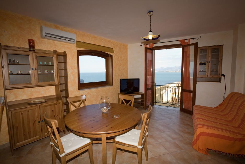 Balconi Sul Mare Appartamenti Castellammare del Golfo Zimmer foto